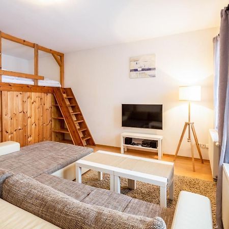 Bozi Dar 95 Apartment Bagian luar foto