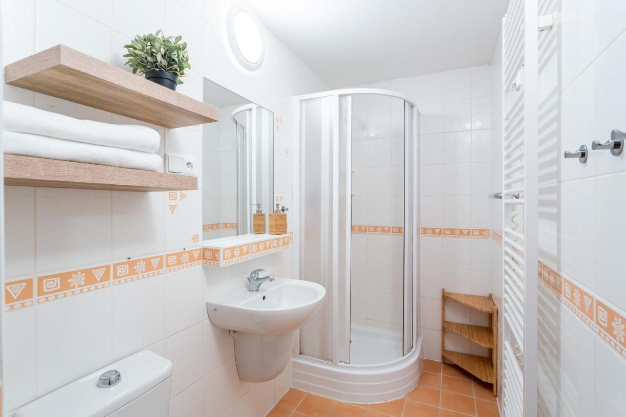 Bozi Dar 95 Apartment Bagian luar foto